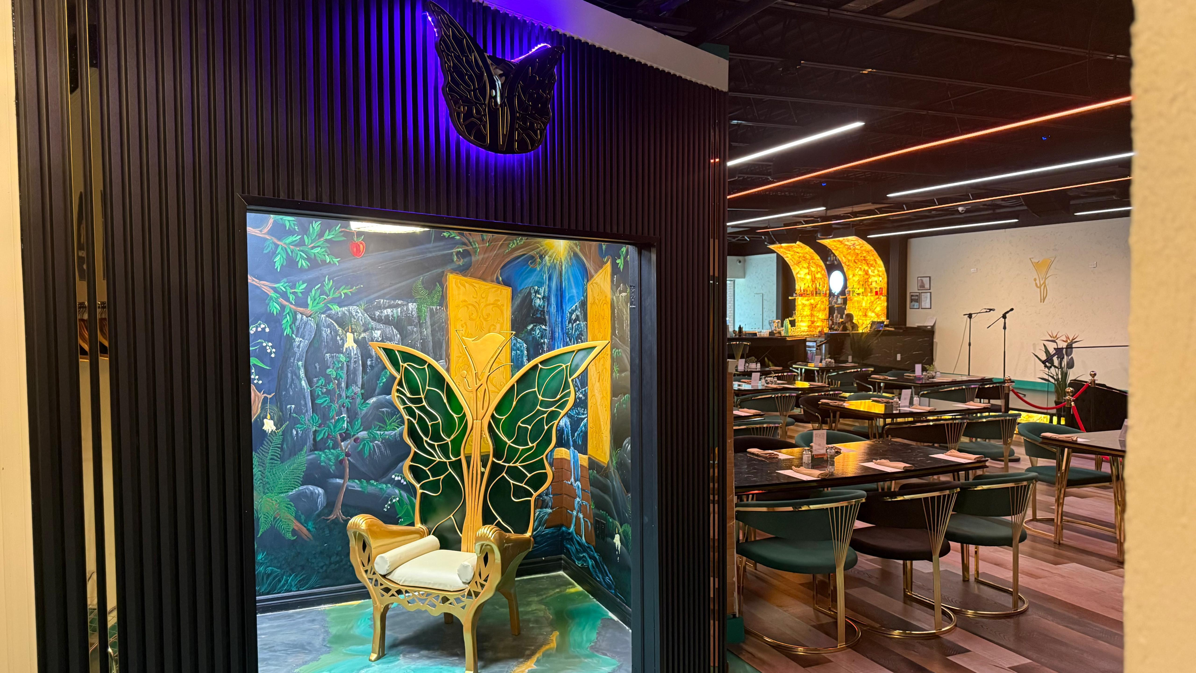 Throne of Temptation, the signature photo feature at Il Forno